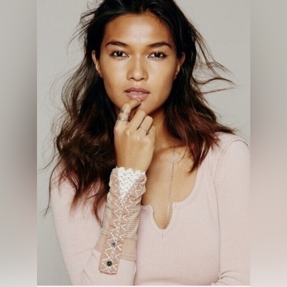 Free People - Kyoto Patchwork Crochet Cuff Long Sleeve Blush Thermal Blouse XS